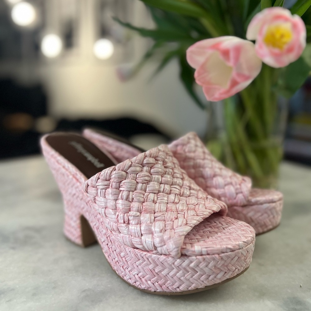 Jeffery Campbell, Pink Rafa Wedge, never worn, size 7